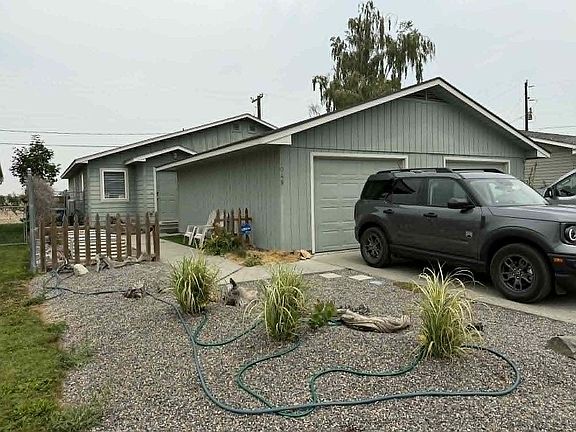 3rd image of 1047 NW 6th Ave