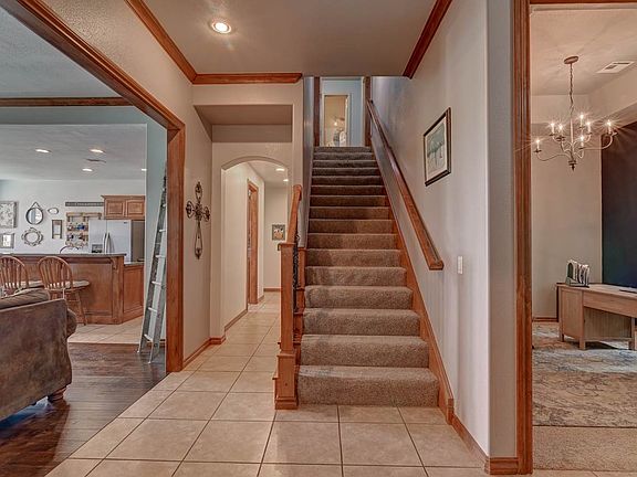 4th image of 3601 W Fountain View Ct