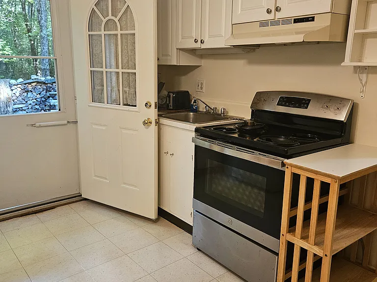 102 North St #102B — Photo 2