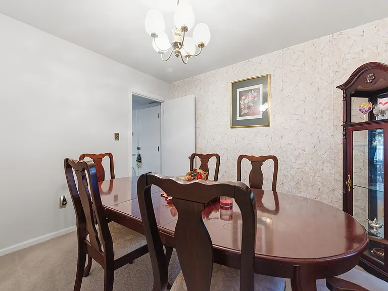205 Orkney Pl — Photo 15