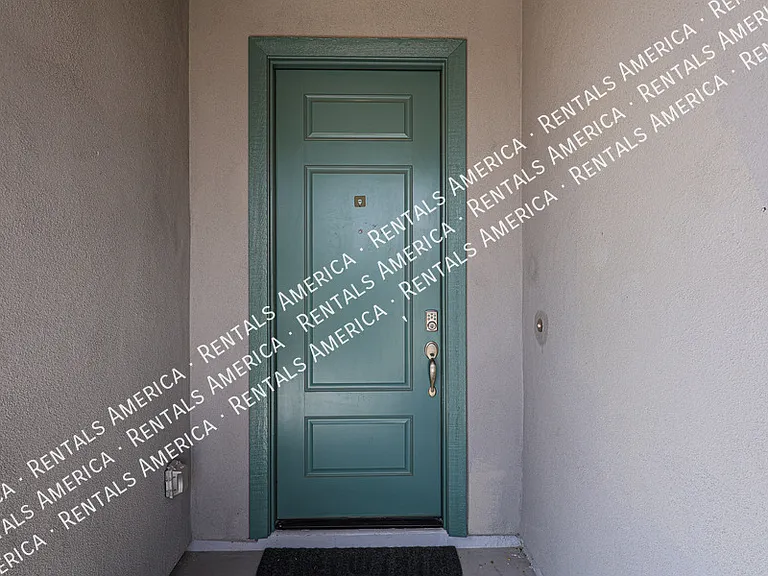 1829 E Saguaro Park Ln — Photo 4