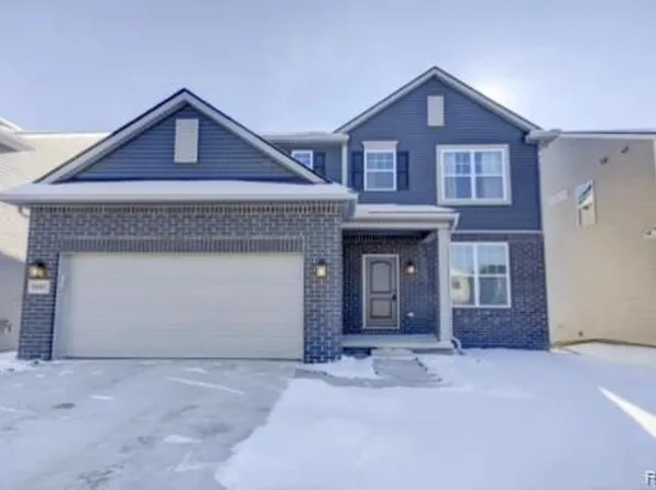 9480 White Tail Dr, Ypsilanti, MI 48197