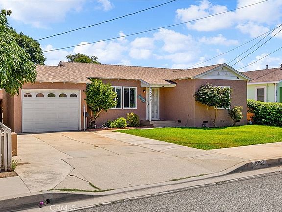 2nd image of 8432 Norwood Pl