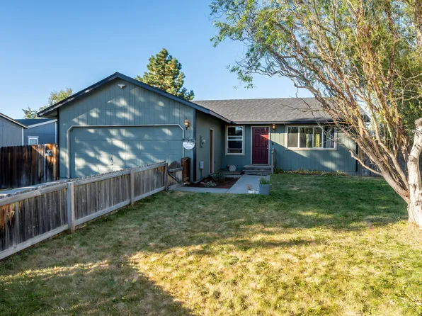 3001 SW Pumice Pl, Redmond, OR 97756