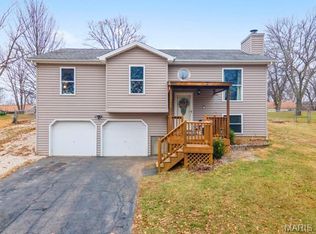 2620 Carolyn Circle Dr, High Ridge, MO 63049