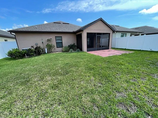 1295 Fuji Dr — Photo 33