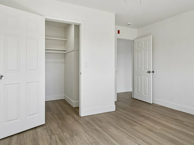 2x2 Bedroom 1