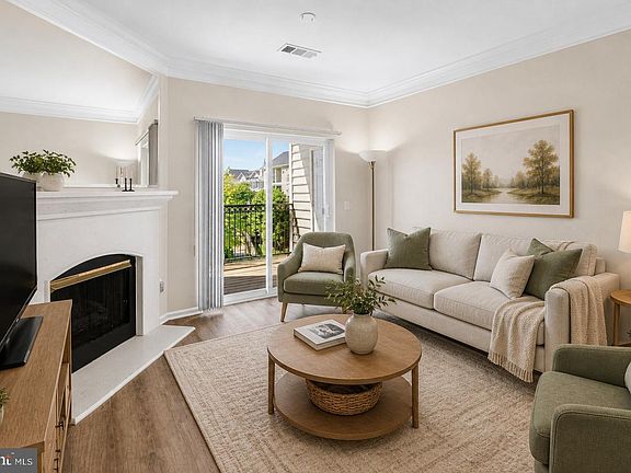 4th image of 1601 Spring Gate Dr Unit 1303