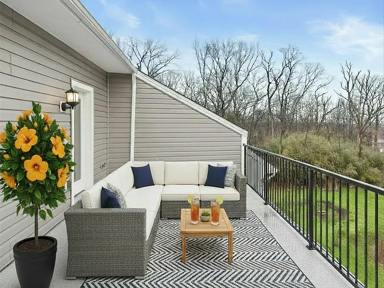 304 Sweetbay Rd — Photo 47