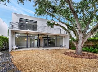 8630 Arboretum Ln, Miami, FL 33138