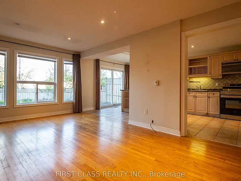 13 Princess St — Photo 12