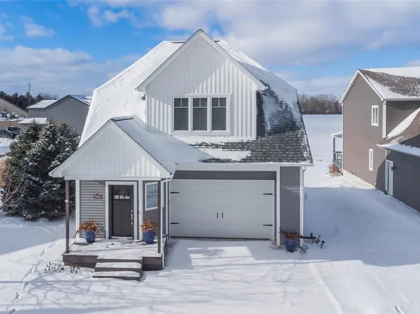 3442 Cottage Cove Dr, Fenton, MI 48430