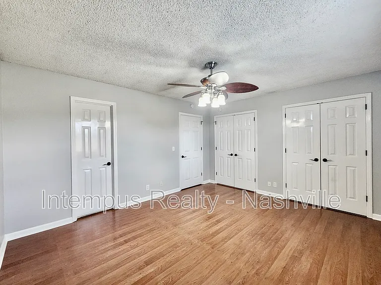 737 Fox Ridge Dr — Photo 11