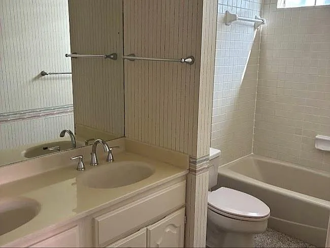 10215 River Plantation Dr #B — Photo 30