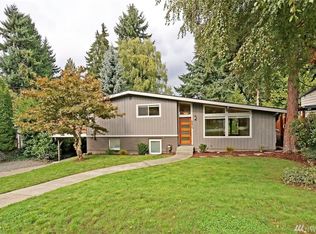6470 NE 154th St, Kenmore, WA 98028