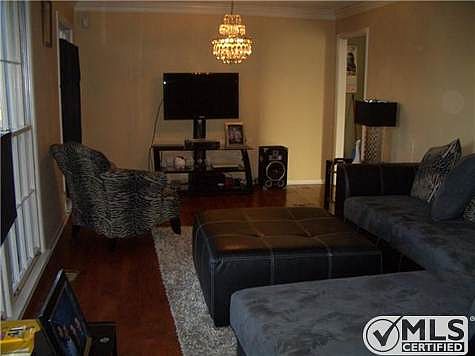 3rd image of 237 Nunley Dr