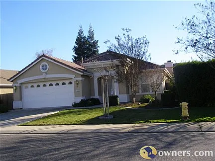 3724 Fallen Oak Dr photo 1