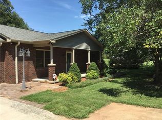 2561 Buford Dr, Morganton, NC 28655