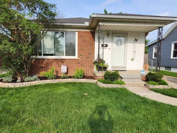 23814 Cushing Ave, Eastpointe, MI 48021