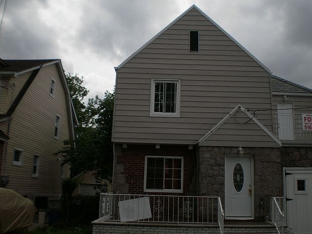 1st image of 22501 Linden Blvd