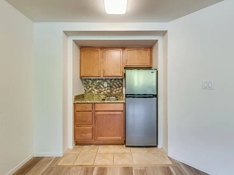 Legacy Hills at Poway 55+ — Photo 16