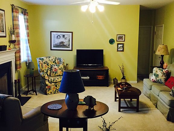 4th image of 8042 Hill N Dale Dr