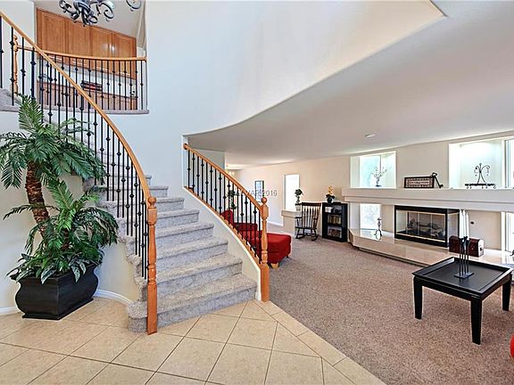 4th image of 6351 Tuckaway Cove Ave