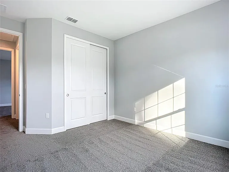 16 Egan Dr — Photo 39