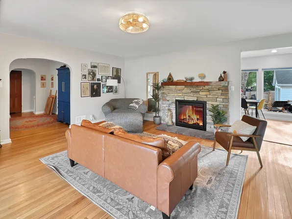 4802 Kessler Boulevard North Dr, Indianapolis, IN 46228