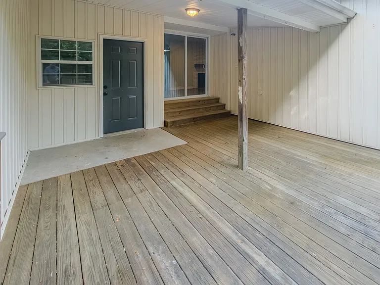 431 East Dr — Photo 32