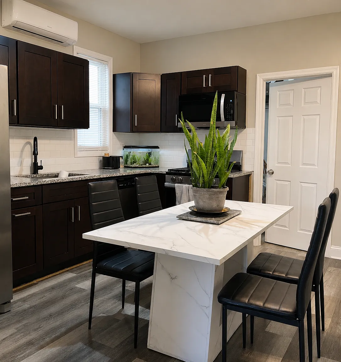 2 bed, 1100 sqft, $900 — Photo 2