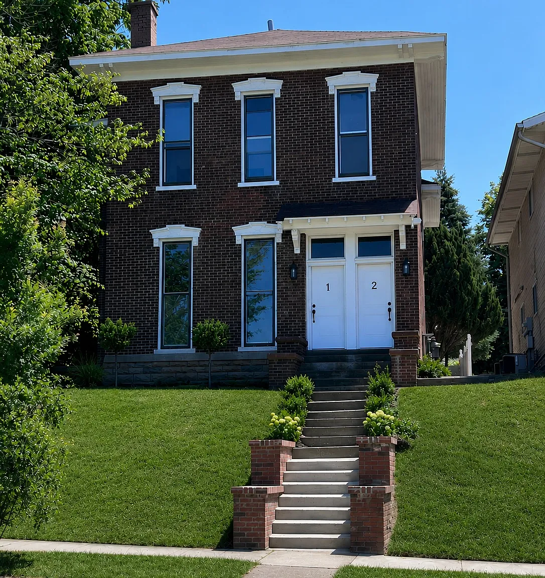 1 bed, 1.5 bath, 1200 sqft, $2,050 — Photo 1