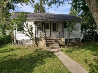 304 N Cavender St, Hobart, IN 46342