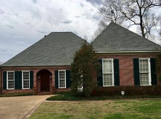 17 Bluff Hills Pl, Natchez, MS 39120