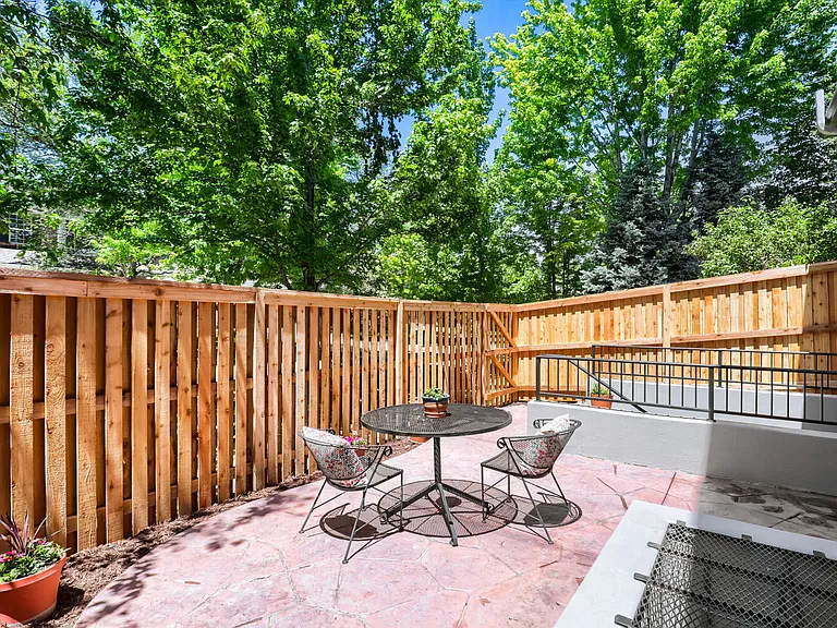 7725 E Byers Ave — Photo 11