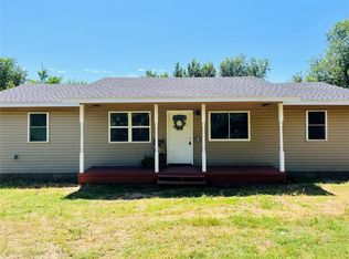 703 Acme Ave, Cement, OK 73017