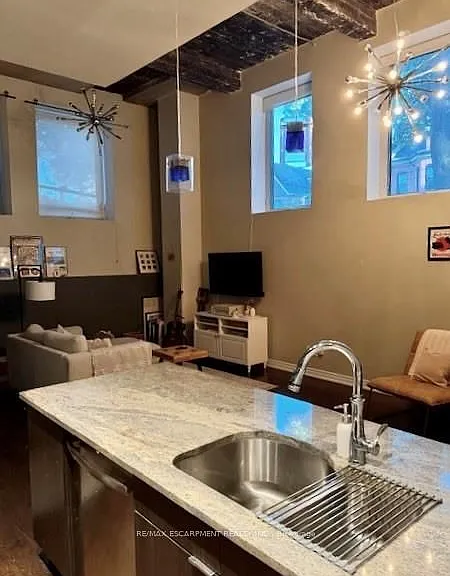 50 Murray St W #106 — Photo 4