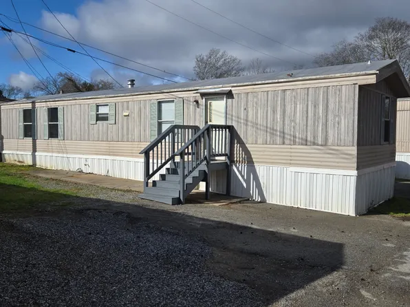 3180 S Lee Hwy SW, Mc Donald, TN 37353