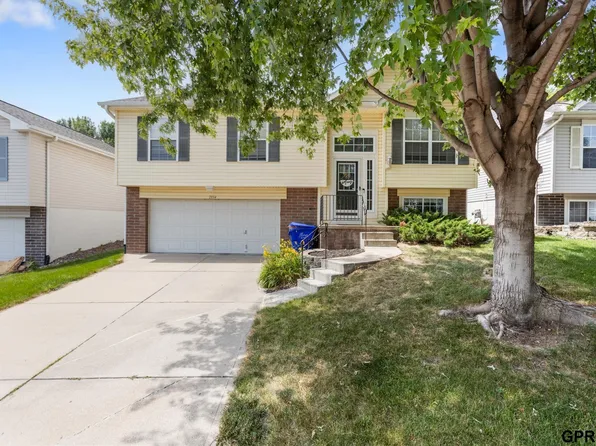 2134 N 166th St, Omaha, NE 68116