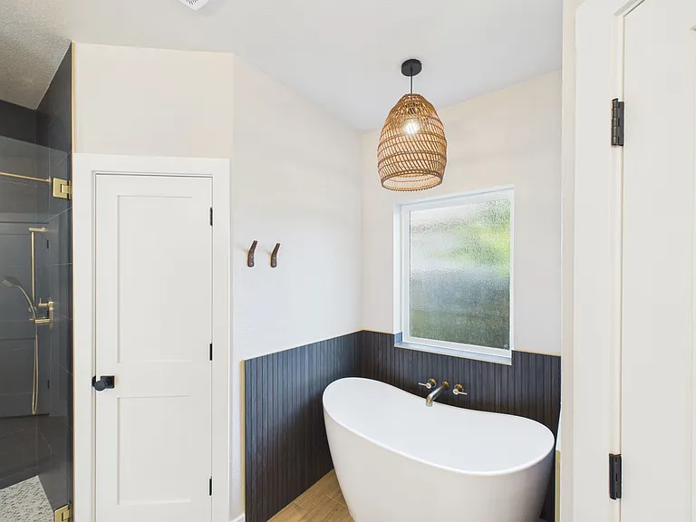 110 Parlin Ln — Photo 36