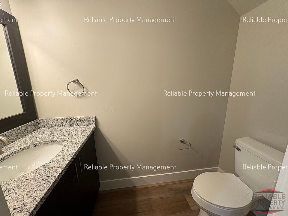 1st image of 383 Jeremy Ln #383