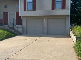 8918 NE 73rd Ct, Kansas City, MO 64158
