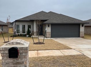 10496 Turtle Back Dr, Midwest City, OK 73130