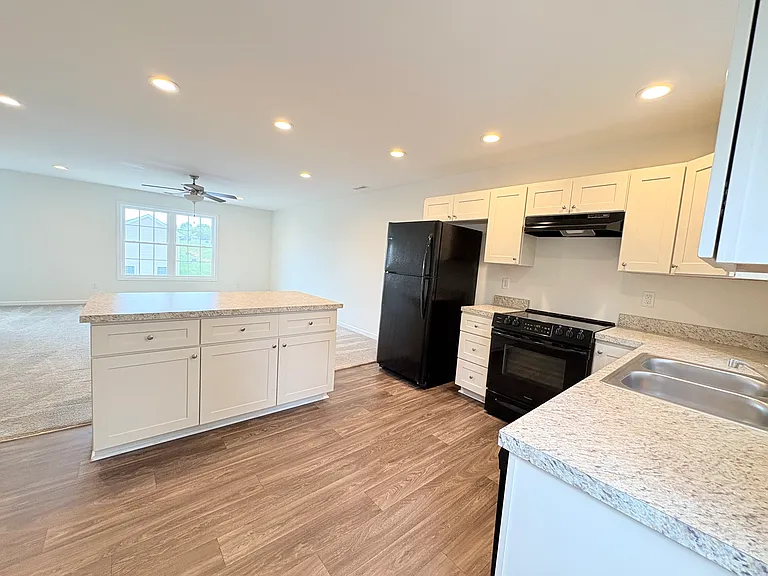 23 Kimberley St — Photo 7