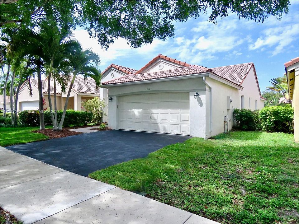 1st image of 4449 Blossom Ln