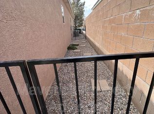2225 Delfinio Dr SE, Rio Rancho, NM 87124