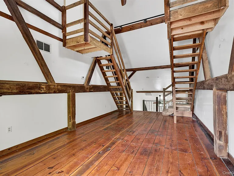 79 Quaker Hill Rd #2 — Photo 15