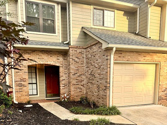 4th image of 628 Granby Hill Pl