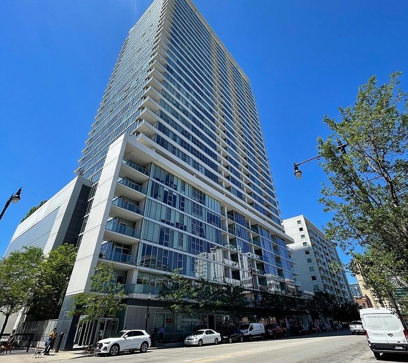 1st image of 1720 S Michigan Ave APT 1815