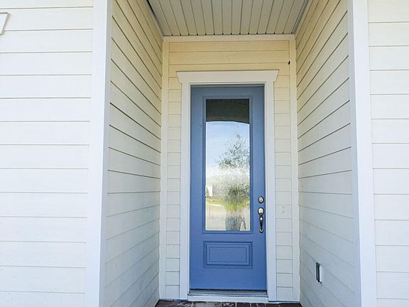 2nd image of 15 JACKSON BLUE Place